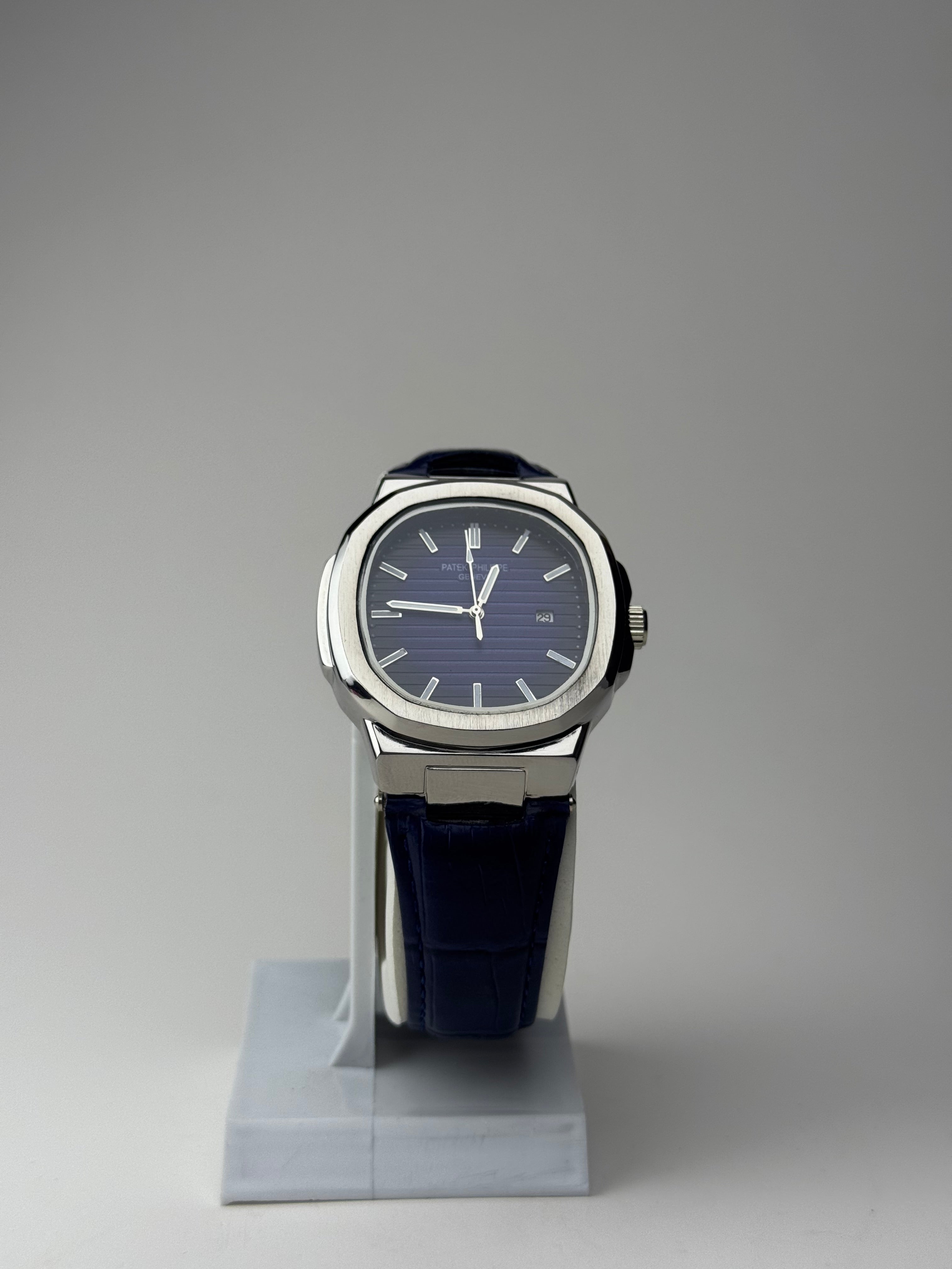 Patek Philippe Nautilus (Blue with Silver) GenVogue