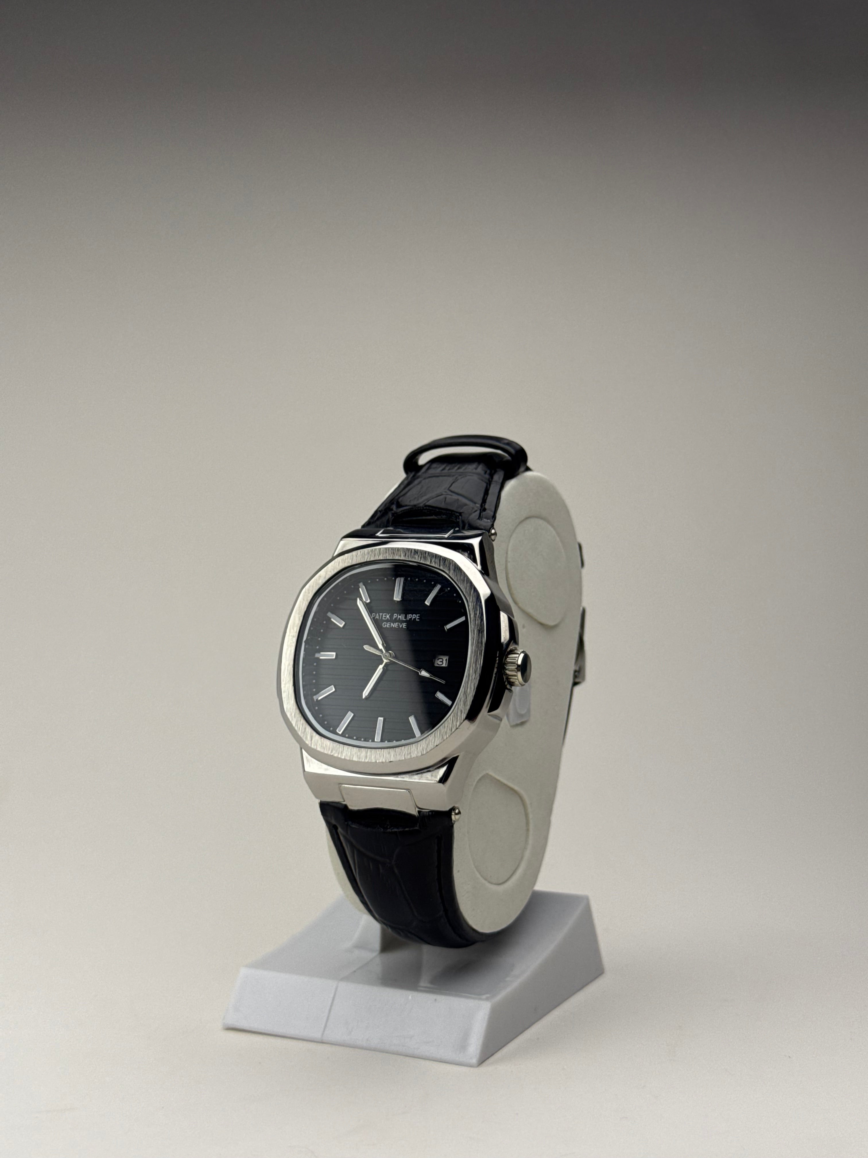 Patek Philippe Nautilus (Black with Silver) GenVogue