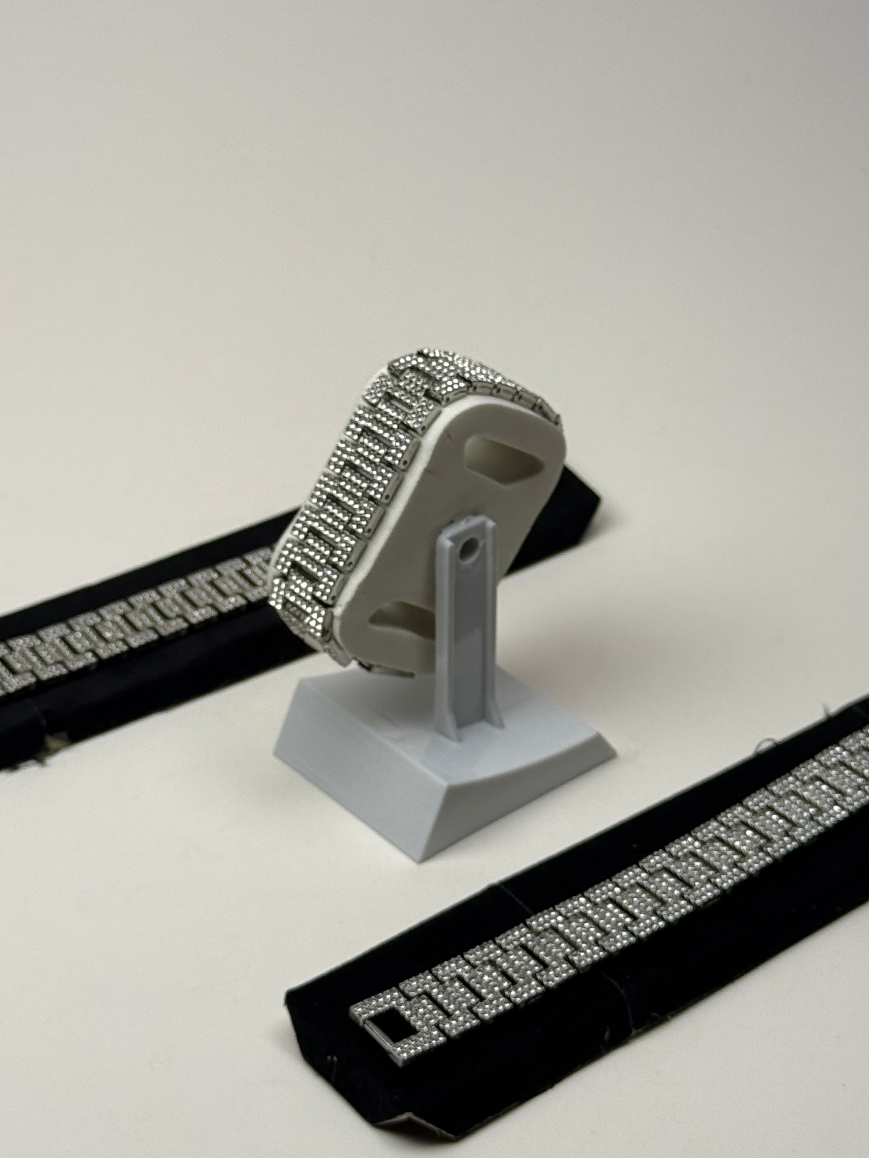 Iced Out Silver Link Bracelet GenVogue